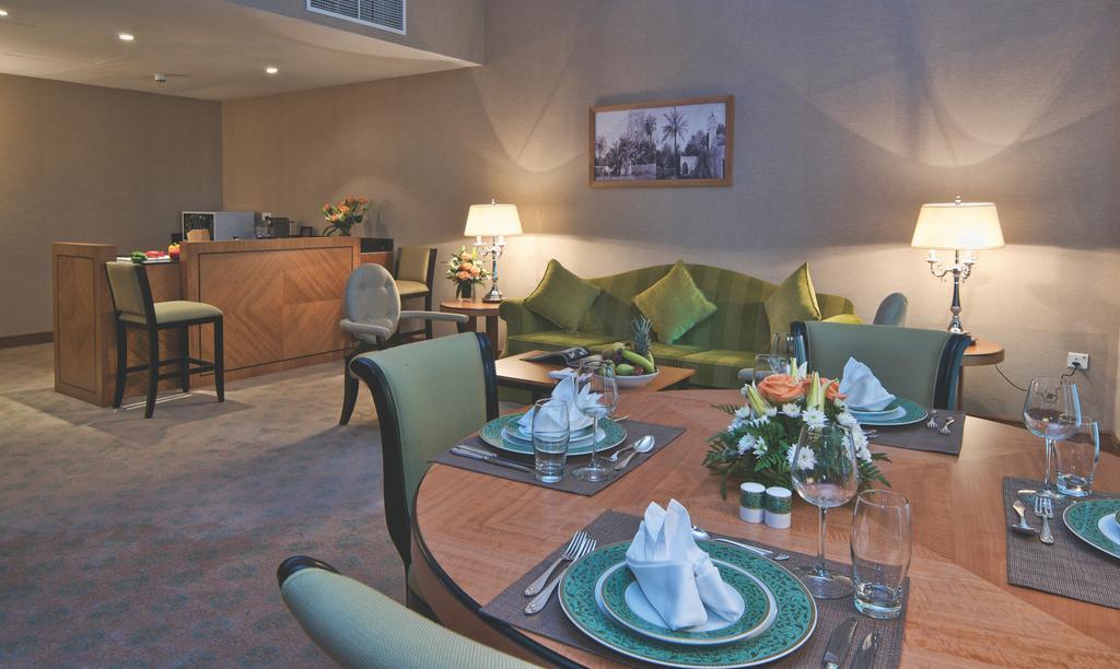 Wiseman Grand Hotel Doha Exterior photo Suite